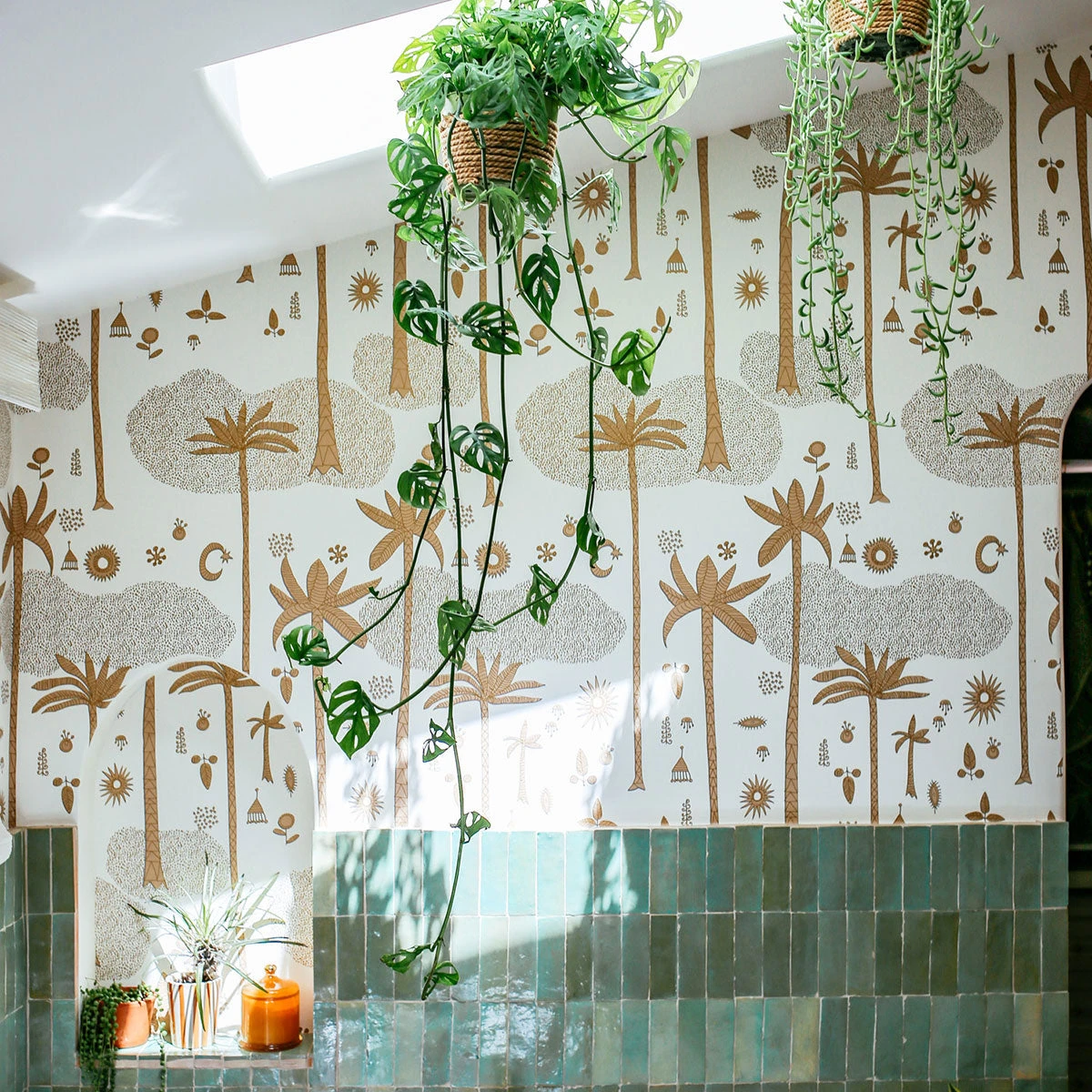 Jungalow® Cosmic Desert Wallpaper In Gold By Justina Blakeney® - Sure Strip New 3 Jungalow® Cosmic Desert Wallpaper In Gold By Justina Blakeney® - Sure Strip New