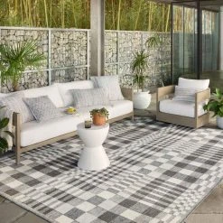 Loloi Rugs Rainier Pebble Outdoor Rug Outdoor Rugs